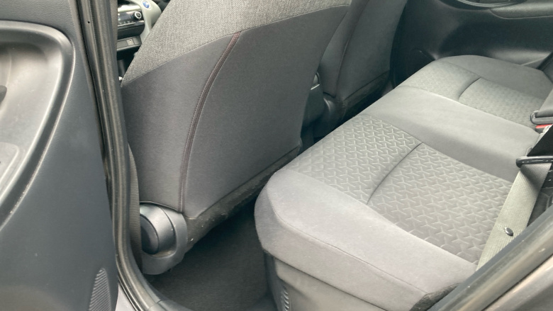 Toyota Yaris Cross 1.5 Hybrid Icon 5dr CVT Hybrid Estate